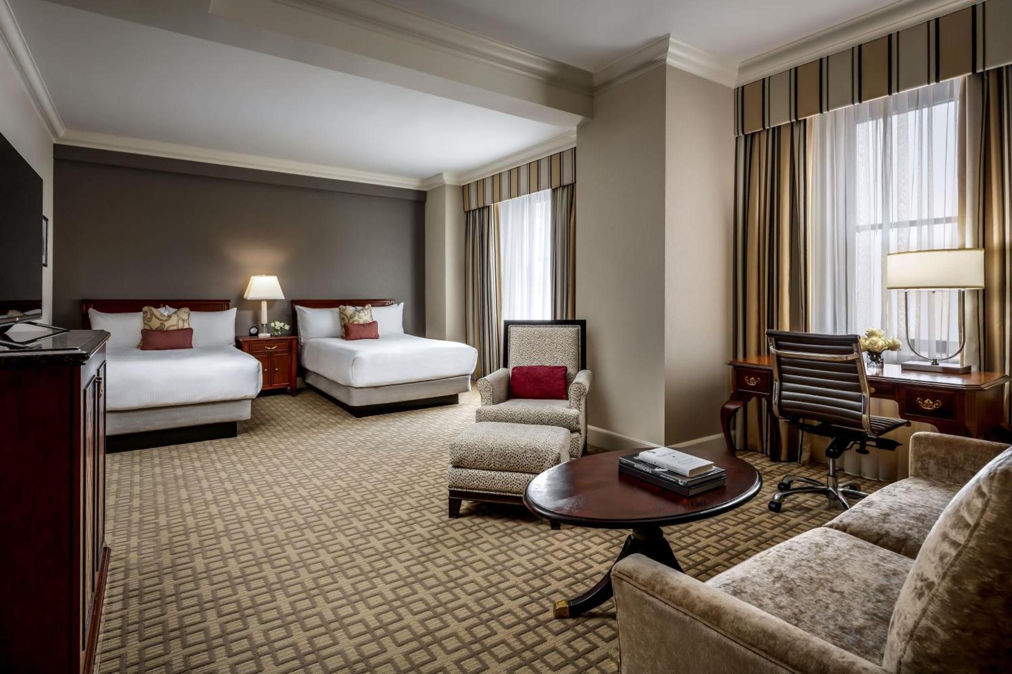 Fairmont Royal York Hotel Торонто Екстер'єр фото A suite at the Waldorf Astoria Washington DC